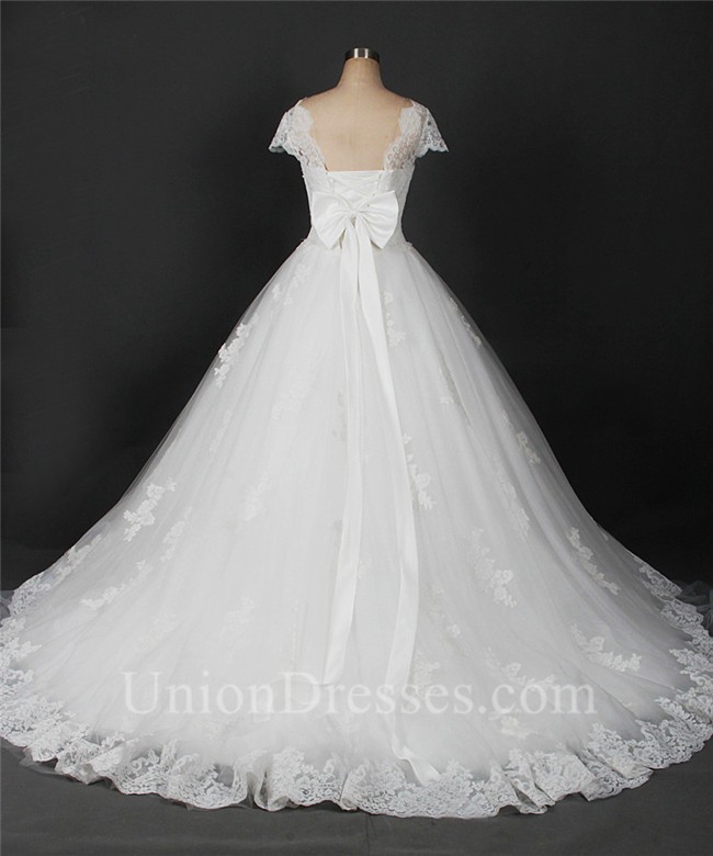 Vintage Lace Wedding Gowns