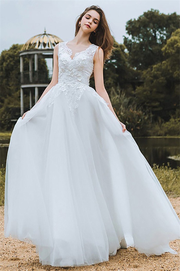 Best Scalloped Lace Wedding Dress in the year 2023 Don t miss out 