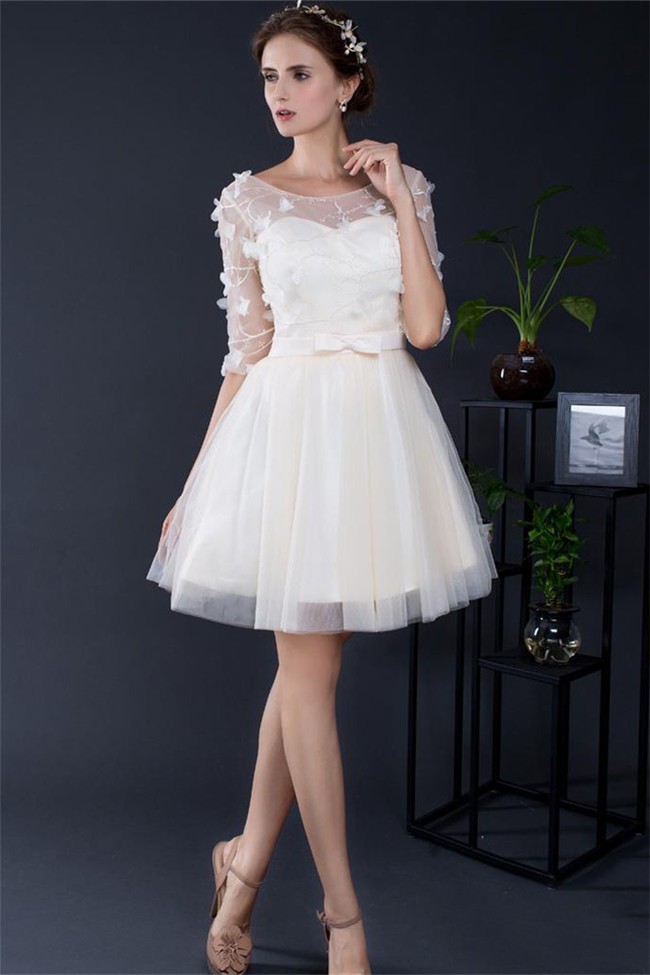 Ball Gown Boat Neck Short Light Champagne Tulle Flower Prom Dress With ...
