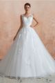 Stunning Ball Gown Lace Wedding Dress Scoop Sleeveless With Buttons